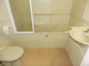 BATHROOM- click for photo gallery